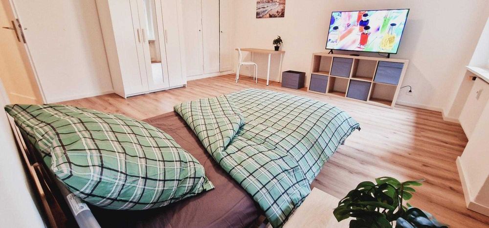 Дава се под наем Едностаен апартамент в София, Център - 55 кв.м за 331.5 € - Снимка #2