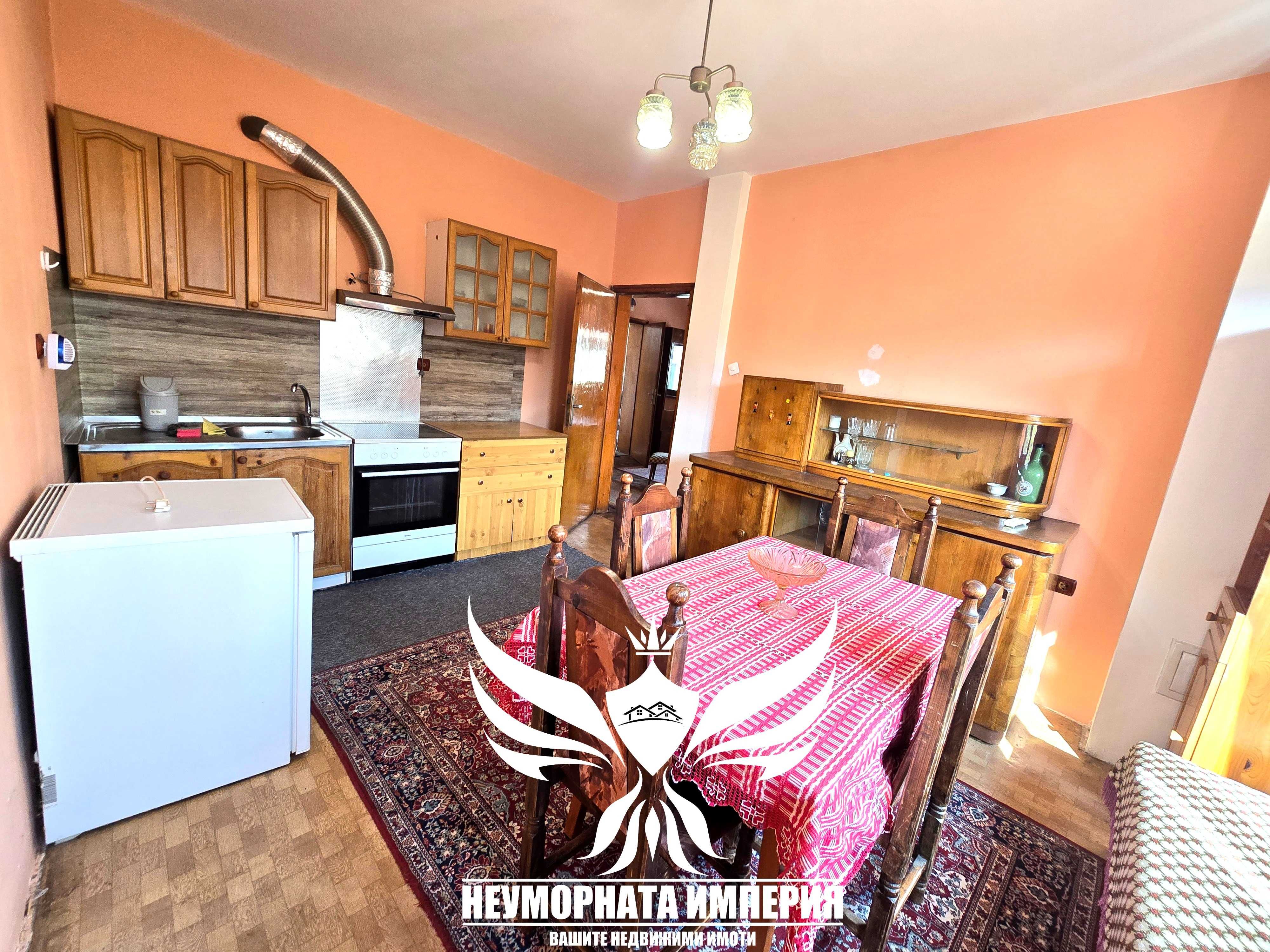 Под наем широк тристаен 92кв. 2 ет. в гр.Асеновгрд, широк център