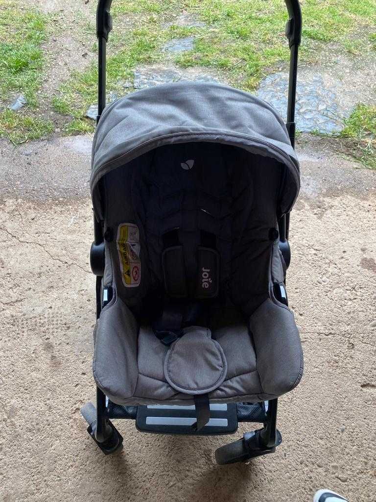 Vand carucior joie 3 in 1