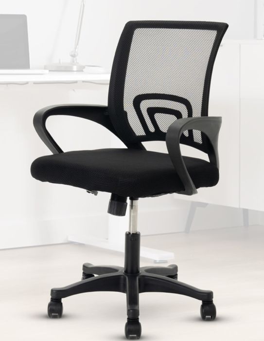 Офисное кресло, больше не нужно подарили игровое кресло