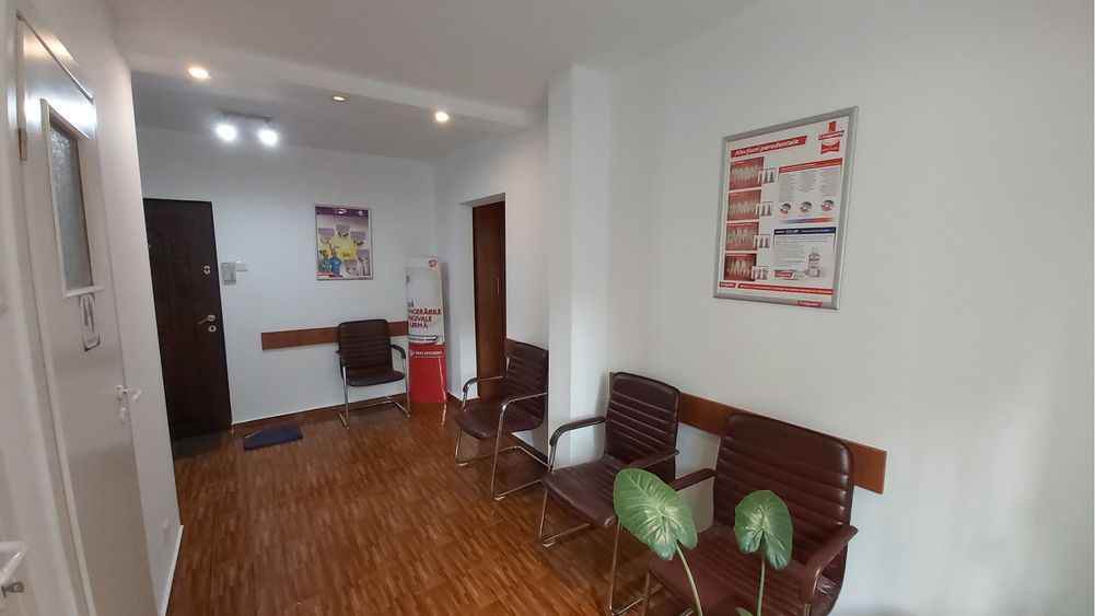 Cabinet stomatologic amenajat in apartament cu 2 camere, Nerva Traian