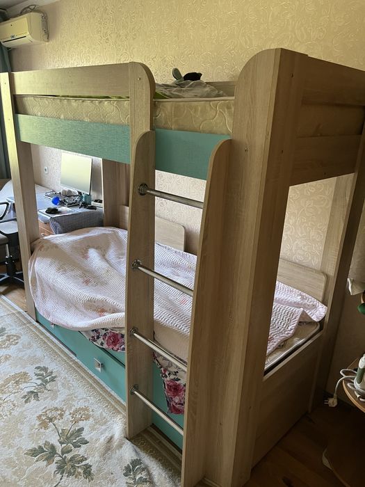 Детская кровать двухъярусная