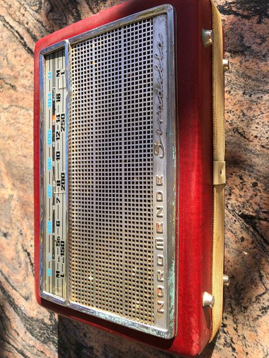 Vintage KofferRadio Nordmende Stradella