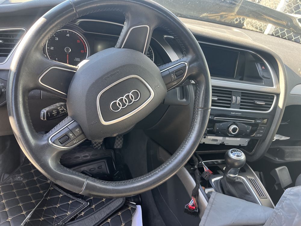 Audi A4 B8 face 2014г За части