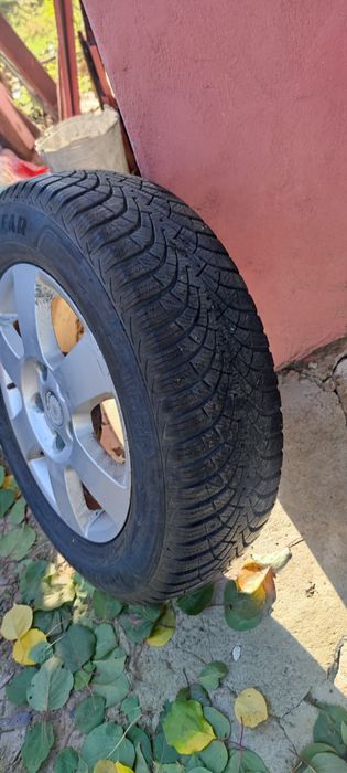 Джанти със зимни гуми за шкода