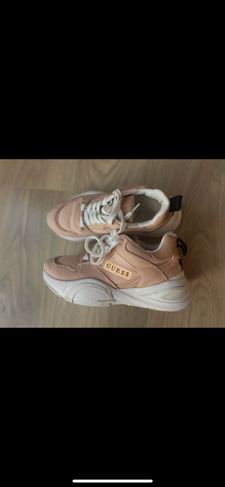 Дамски/детски обувки Guess 36 номер