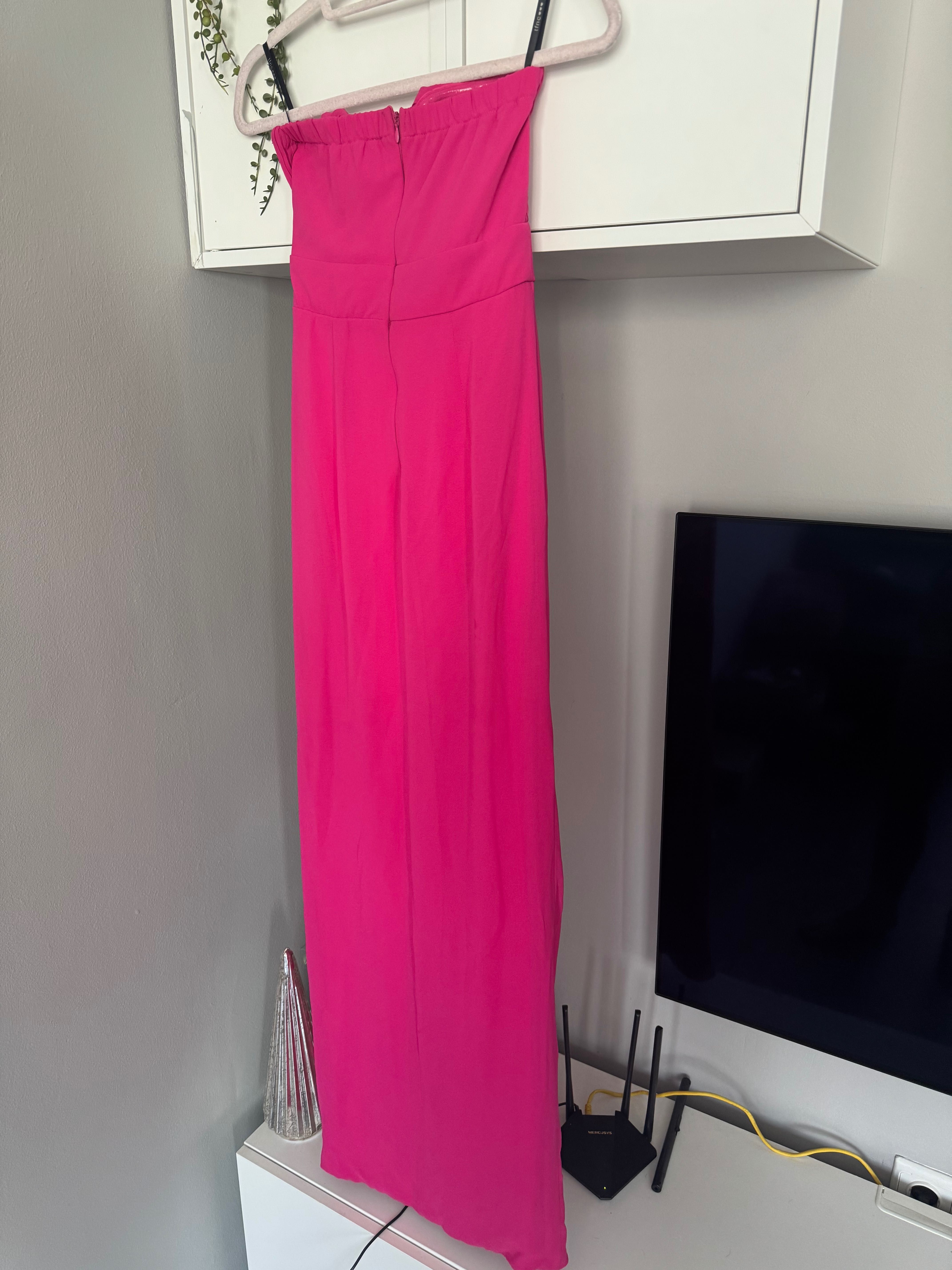 Дълга официална розова рокля TFNC LONDON ASOS