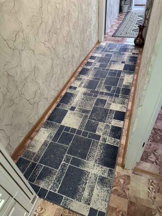 Продам ковровую дорожку