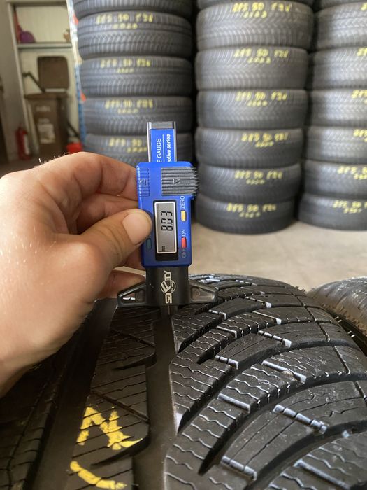 Anvelope iarna 235/50/18 Michelin Pilot Alpin 4 235 50 18 R18