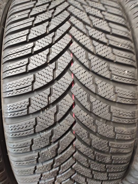 245/40/19 Firestone 4бр