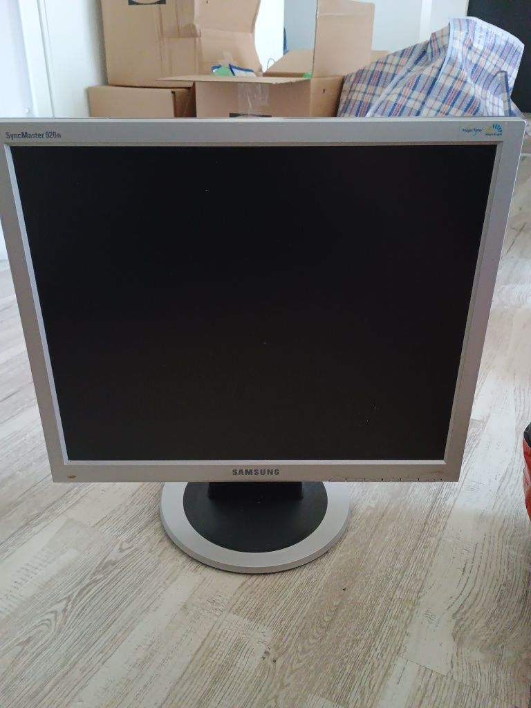 Monitor LCD Samsung syncmaster 920n