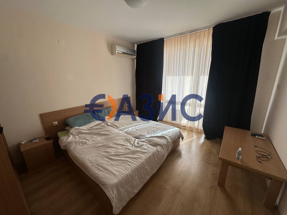 Двустаен апартамент в комплекс Флорес Парк, 80 кв.м., Слънчев бряг,