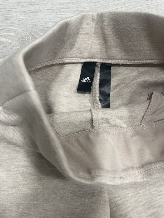 Ново!Дамско долнище 7/8 Adidas/XS