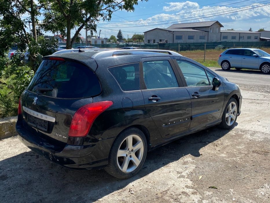 Dezmembrez Peugeot 308 sw 1,6 hdi 2008