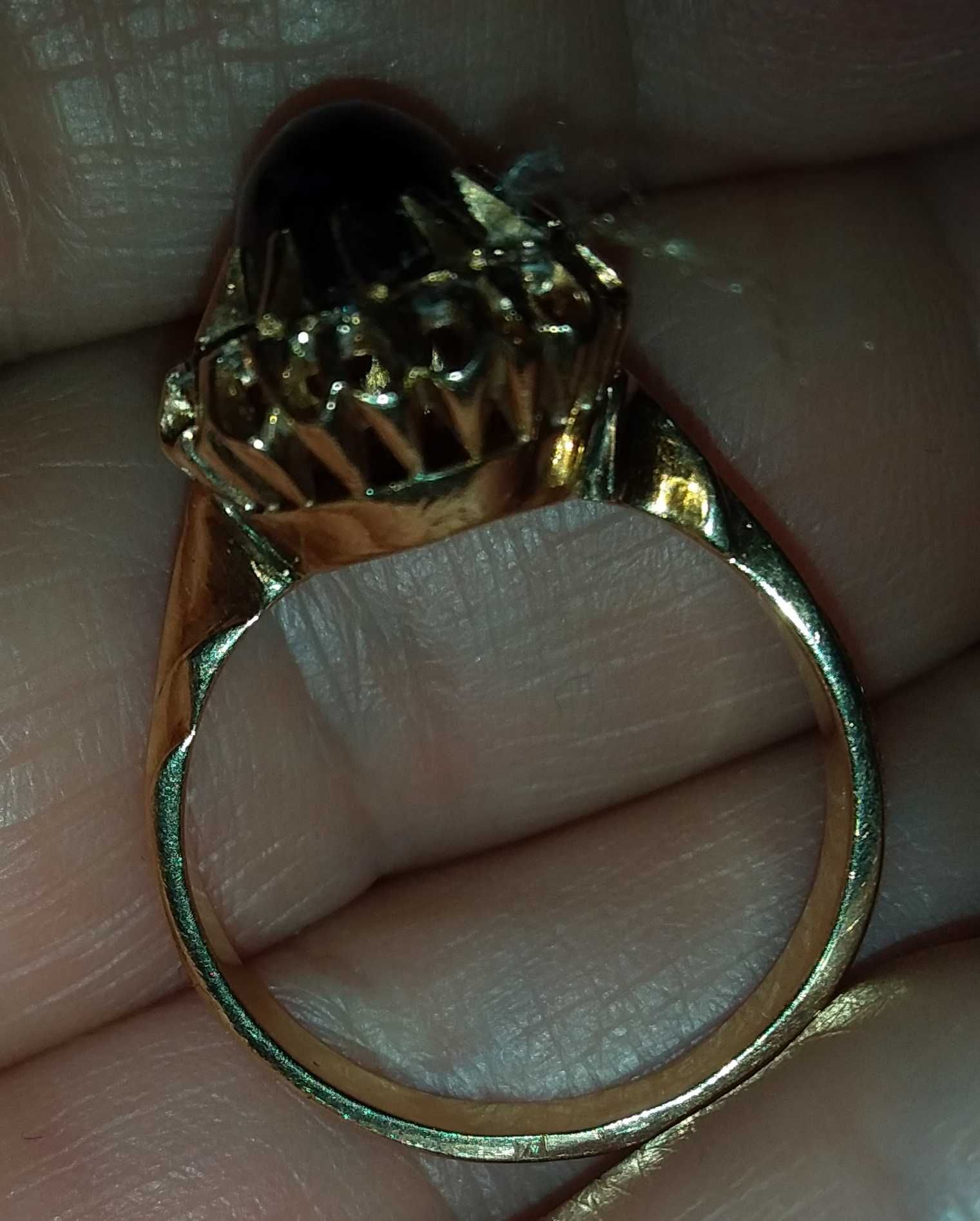 Старинное кольцо с натуральным сапфиром и бриллиантами. Советское.