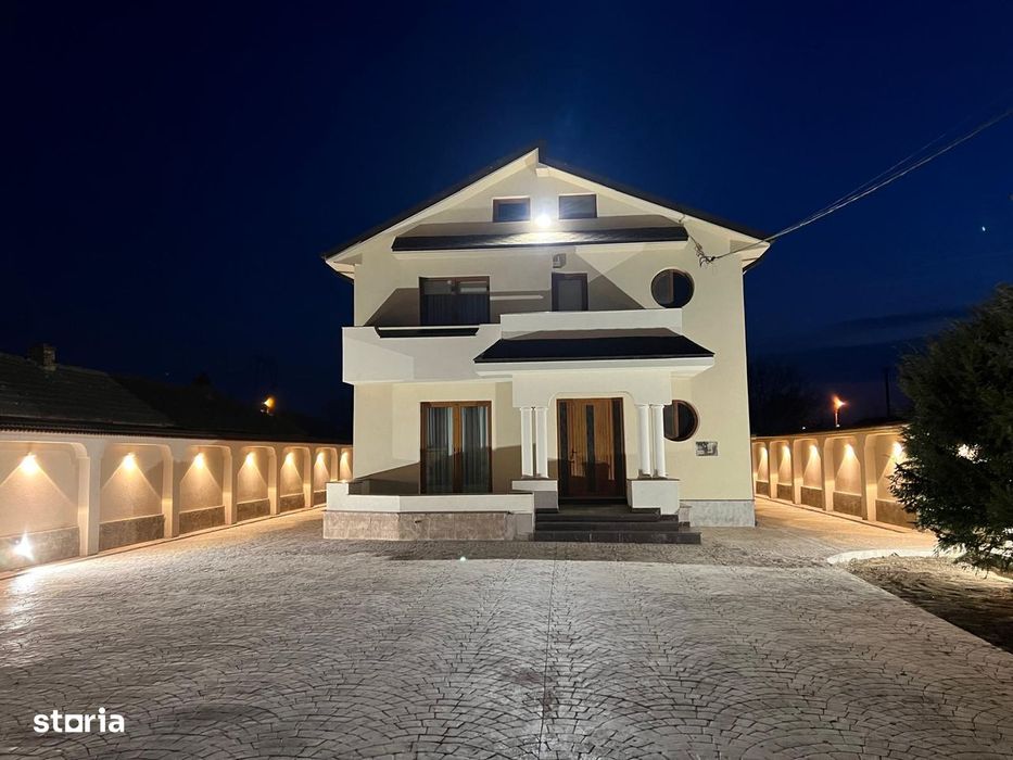 Exclusivitate, Poiana-Centru, P+1, 1640mp teren, 450mp SU, mobilata