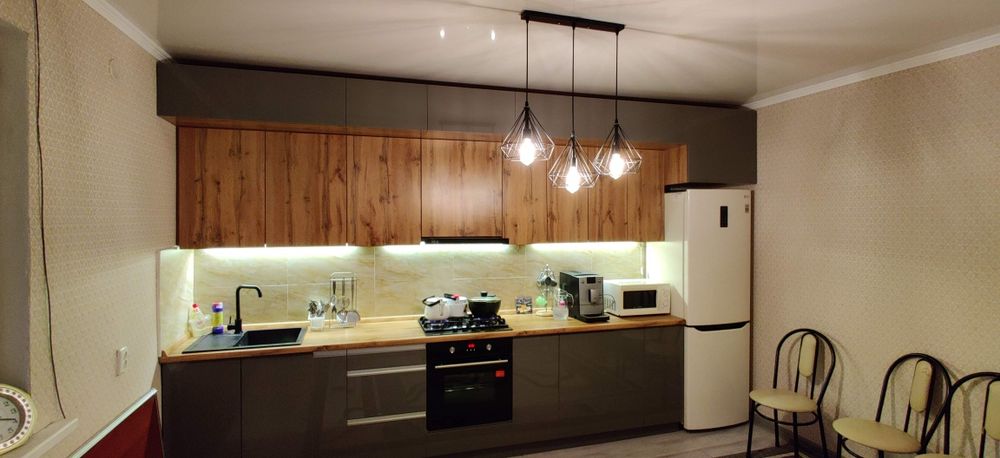 Продам 5-комнатный дом 108 КВ.м. в Алматы, Алатауский р-н.