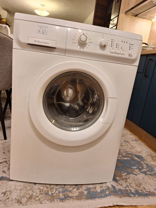 Пералня Електролукс