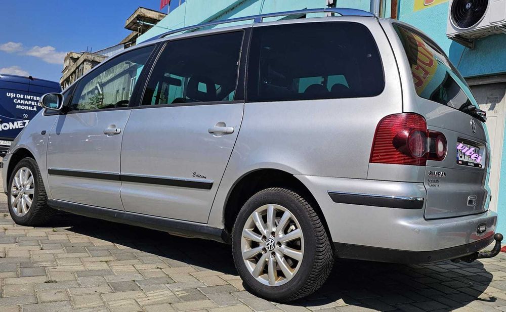 Vand Volkswagen Sharan 4x4    1.9 Tdi~116 Cp 7 Locuri
