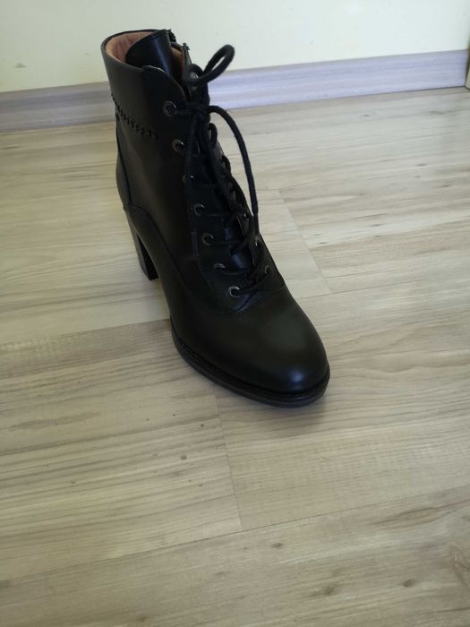 Боти   Pikolinos