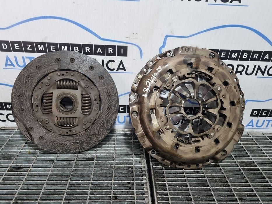 Kit ambreiaj AUDI Q5 2.0TFSI 2008 - 2012 1984CC Manuala 6 Trepte CDN (1089) Benzina LUK