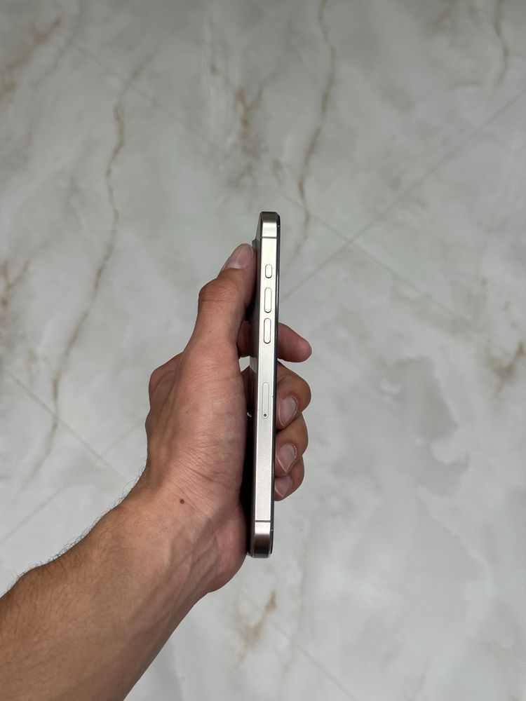 iPhone 15 Pro Max 256/88% natural titanium karobka dokument