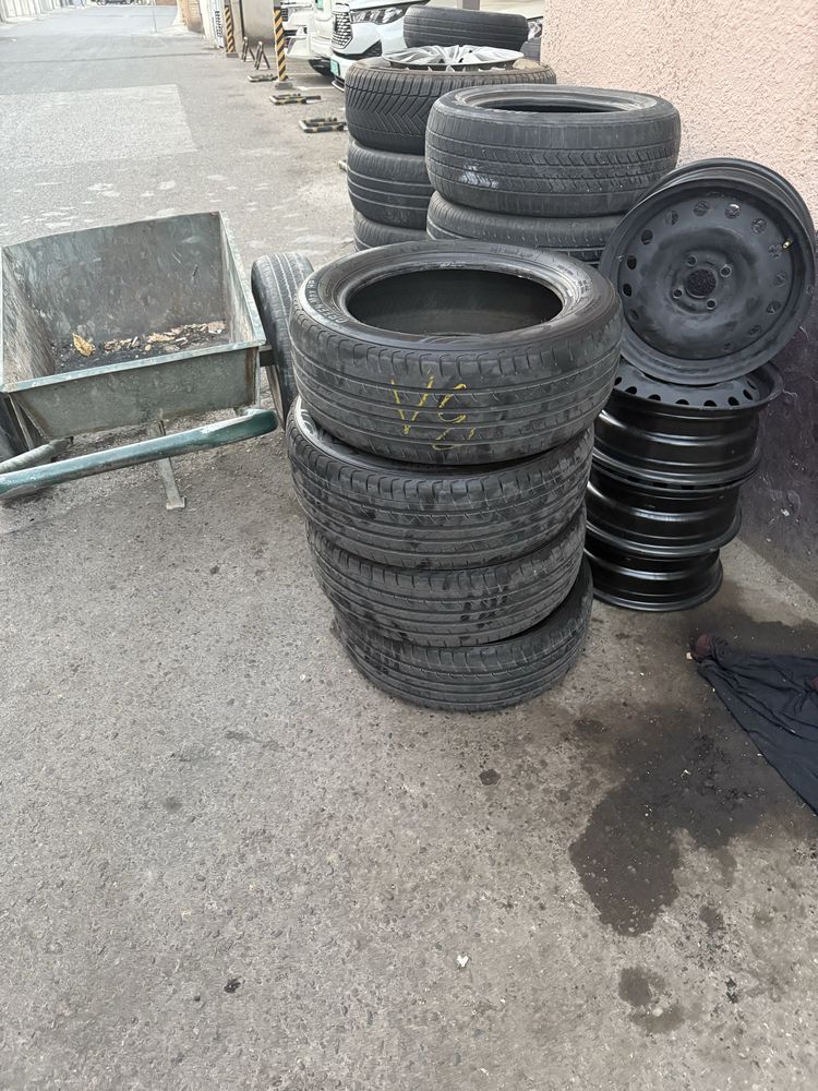 195/55 R15-срочно,в идеальном состоянии