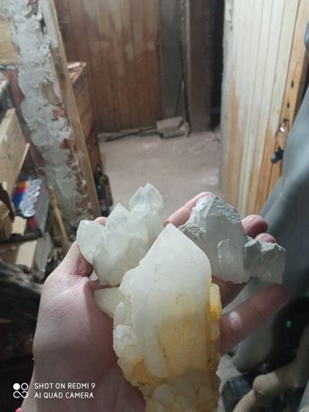 Уникални кристали от Родопите , кварц шипове