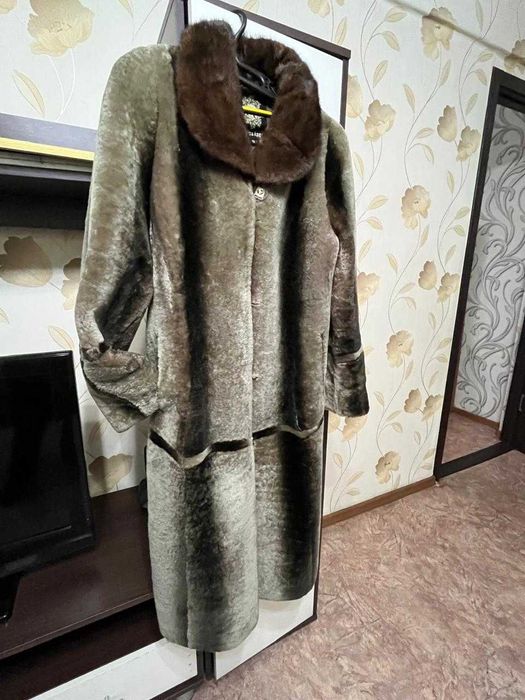 Мутоновая шуба с норкой 48