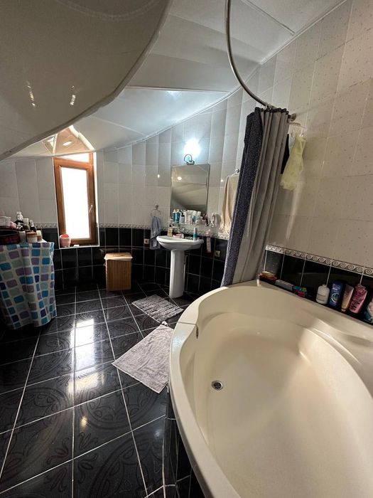 Продается дом рядом с российским посольством