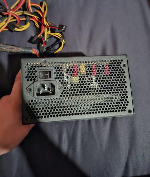 Захранване Cooler Master Elite V.3 600W