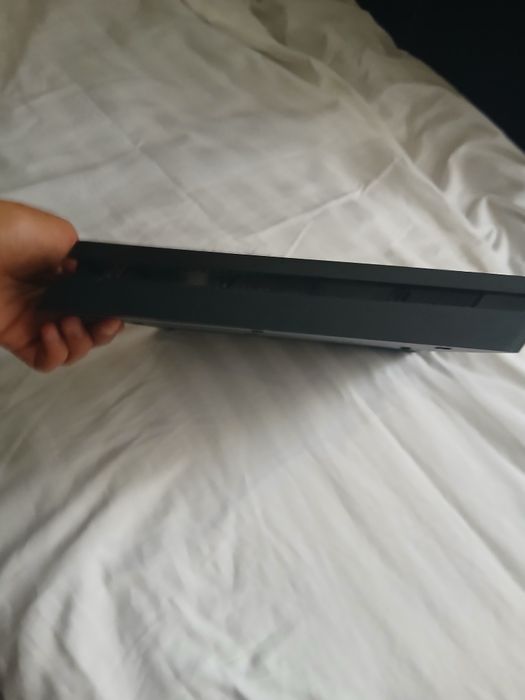 Ps4 slim +2 игри