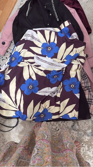 Женские вещи по 1000 т каждая