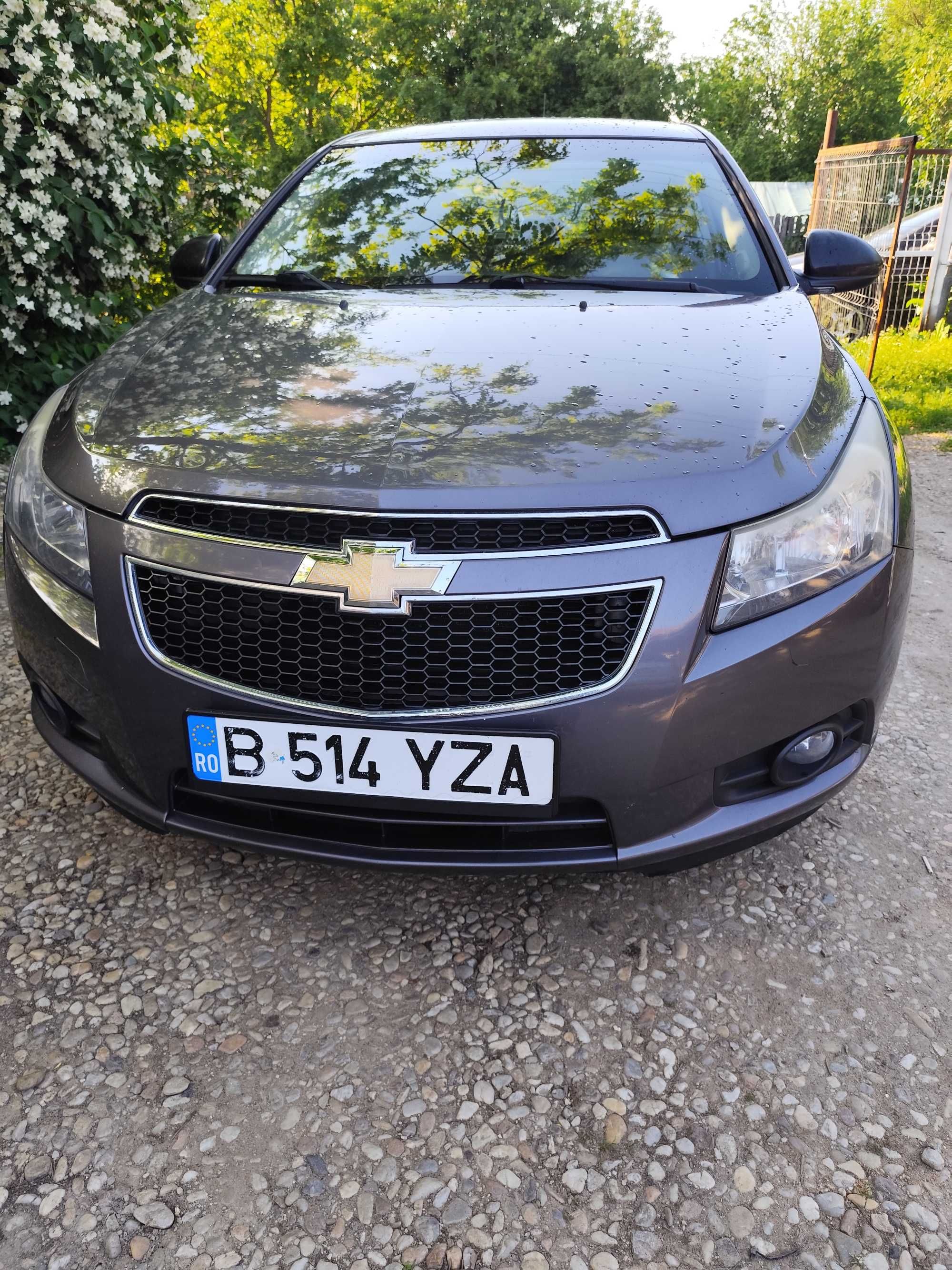 Vând Chevrolet Cruze LT - 2012