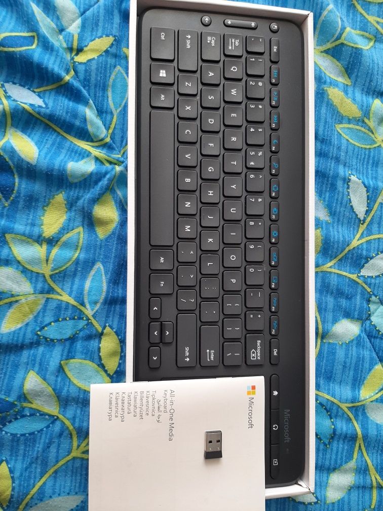Vind pentru televizor All-in-one media keyboard microsoft wireless fol