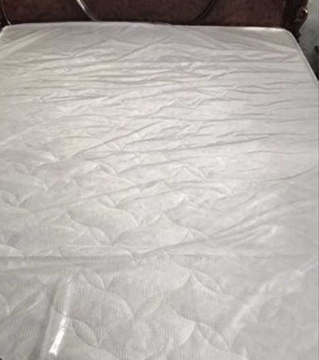 Отдам матрас 160/2
