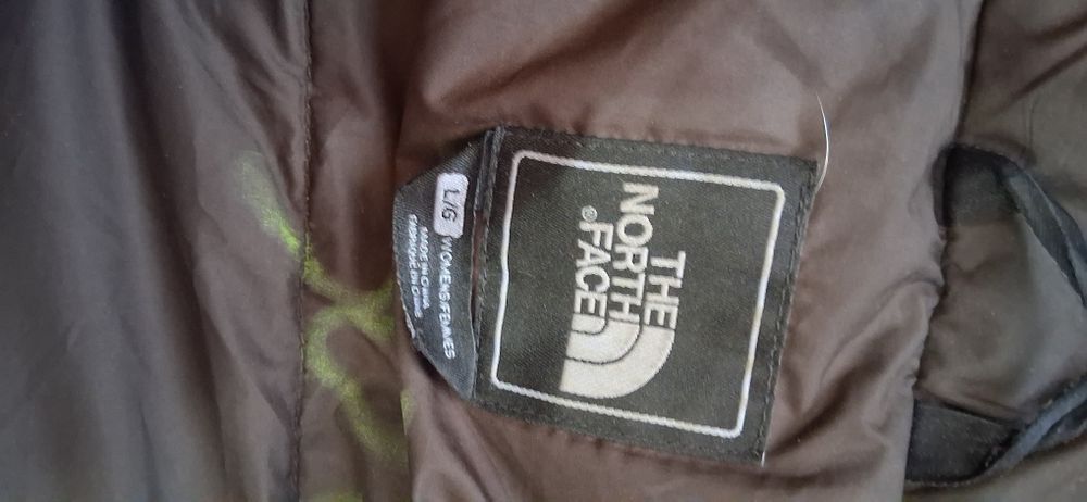 Geaca deme the north face cu umplutura de puf mărimea L