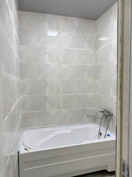 Юнусабад 15 квартал. Продается квартира  1/1/4