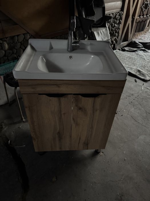 Мойка с краном новая