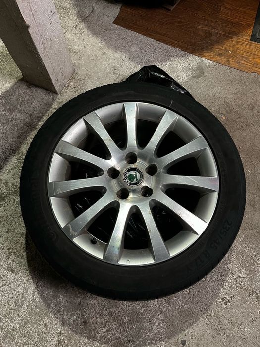 Jante + anvelope Skoda Yeti 235/45/ R17