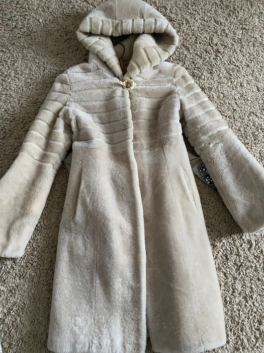 Мутоновые шубки. 44 - 46 размер