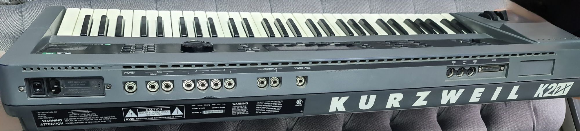 Продаётся легендарный синтезатор Kurzweil k2vx