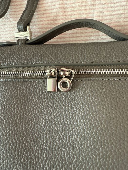 Чанта loro piana