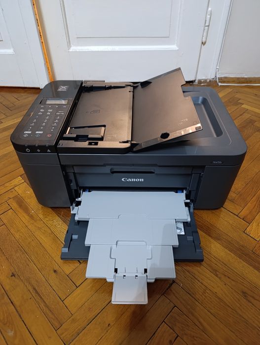 Vând imprimanta Canon Tr4755i noua