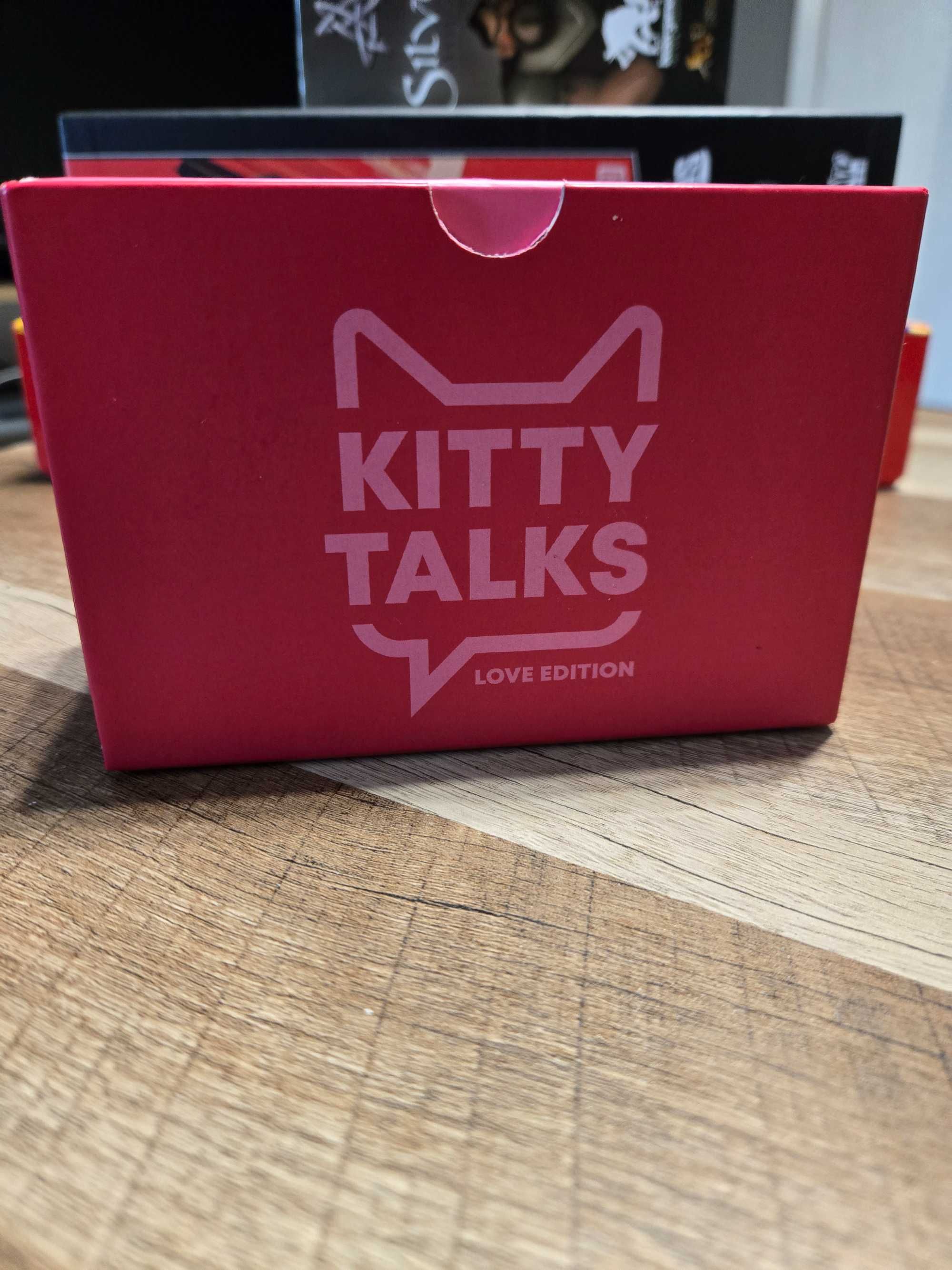 Настолна игра за пораснали Kitty talks