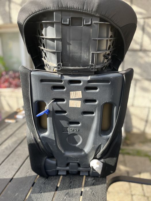 Децко столче само трябва да му се смени калъфката !