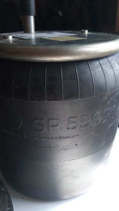 Продам пневмоподушку на фуру