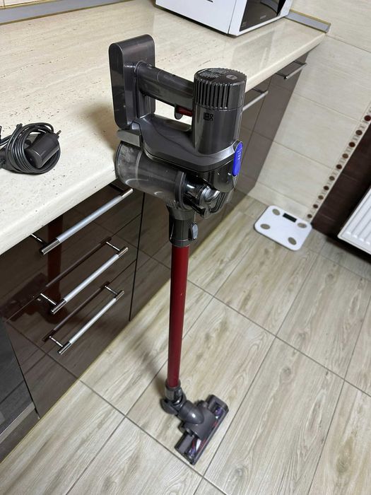 Aspirator Portabil Dyson V6 Slim