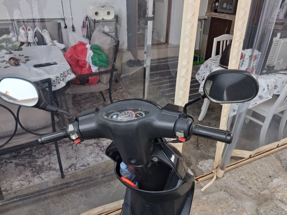 Скутер 50 кубика пежо цена 950 лева