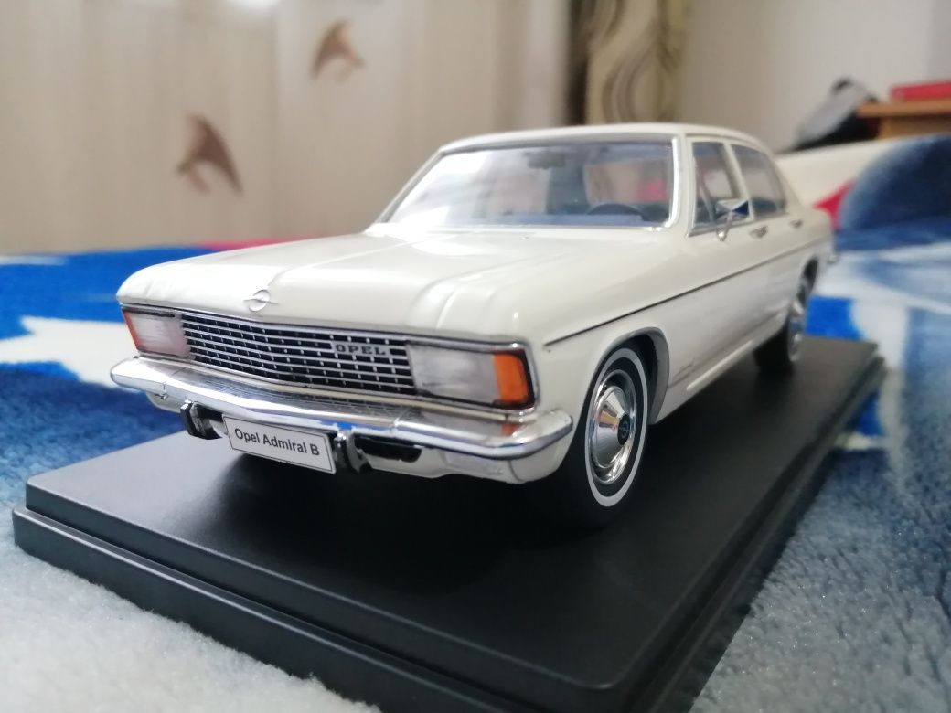 Machetă Opel admiral 1969, nouă în cutie!